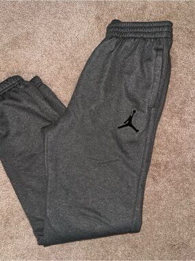 Youth Jordan Dark Heather Gray Jogger Sweatpants with Black Jumpman